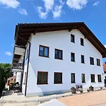 Gaestehaus Duernberg Pastetten